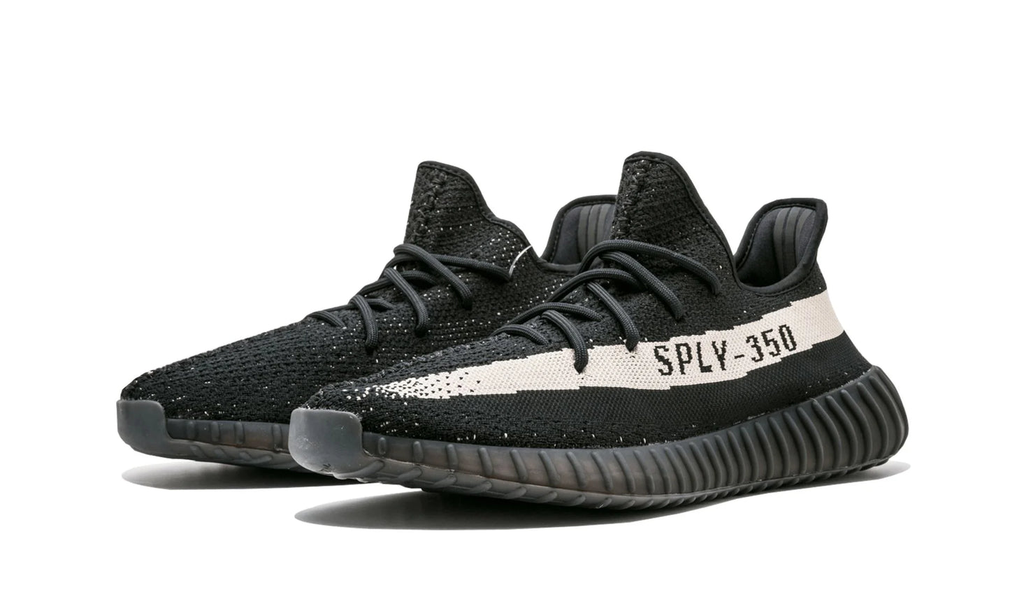 Yeezy 350 Boost "Oreo"