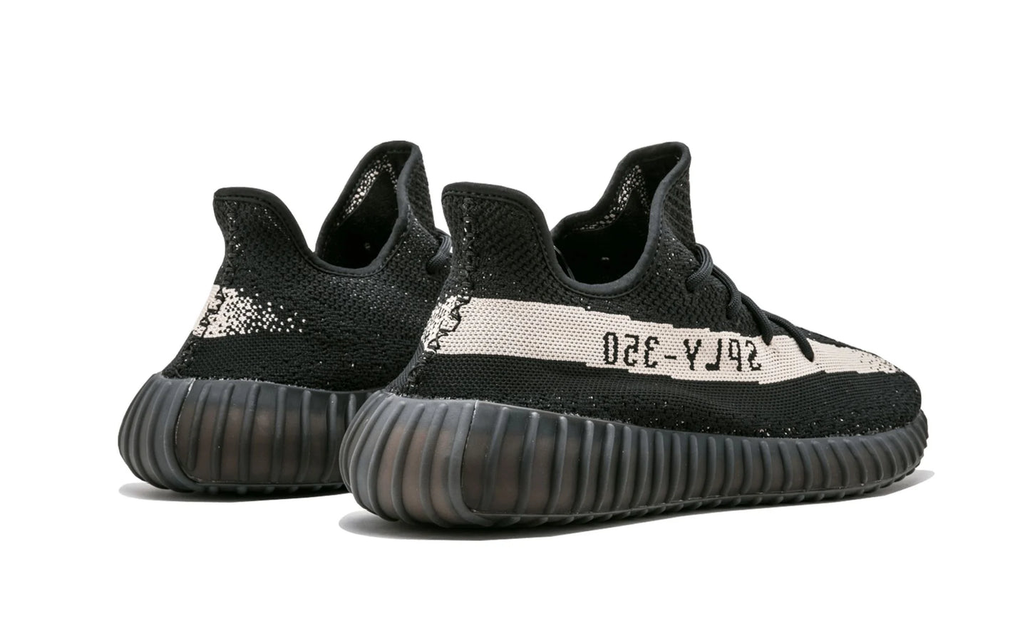 Yeezy 350 Boost "Oreo"