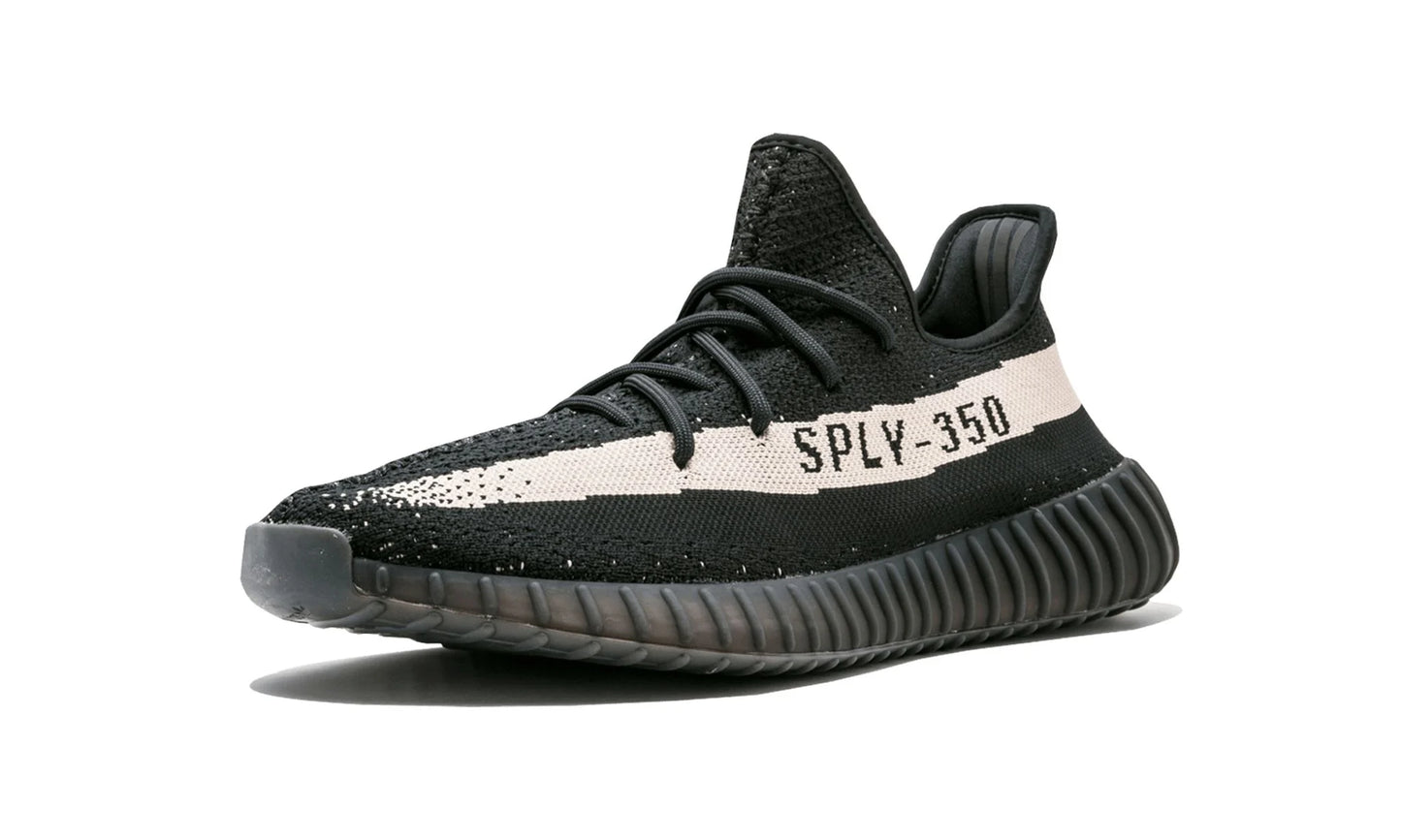 Yeezy 350 Boost "Oreo"