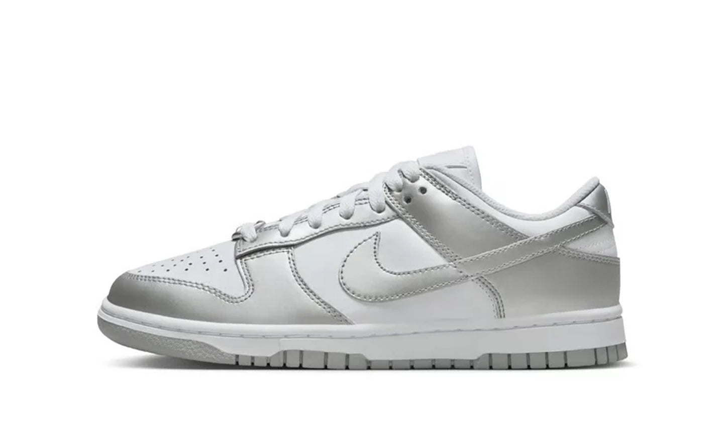 Dunk Low "Metallic Silver"