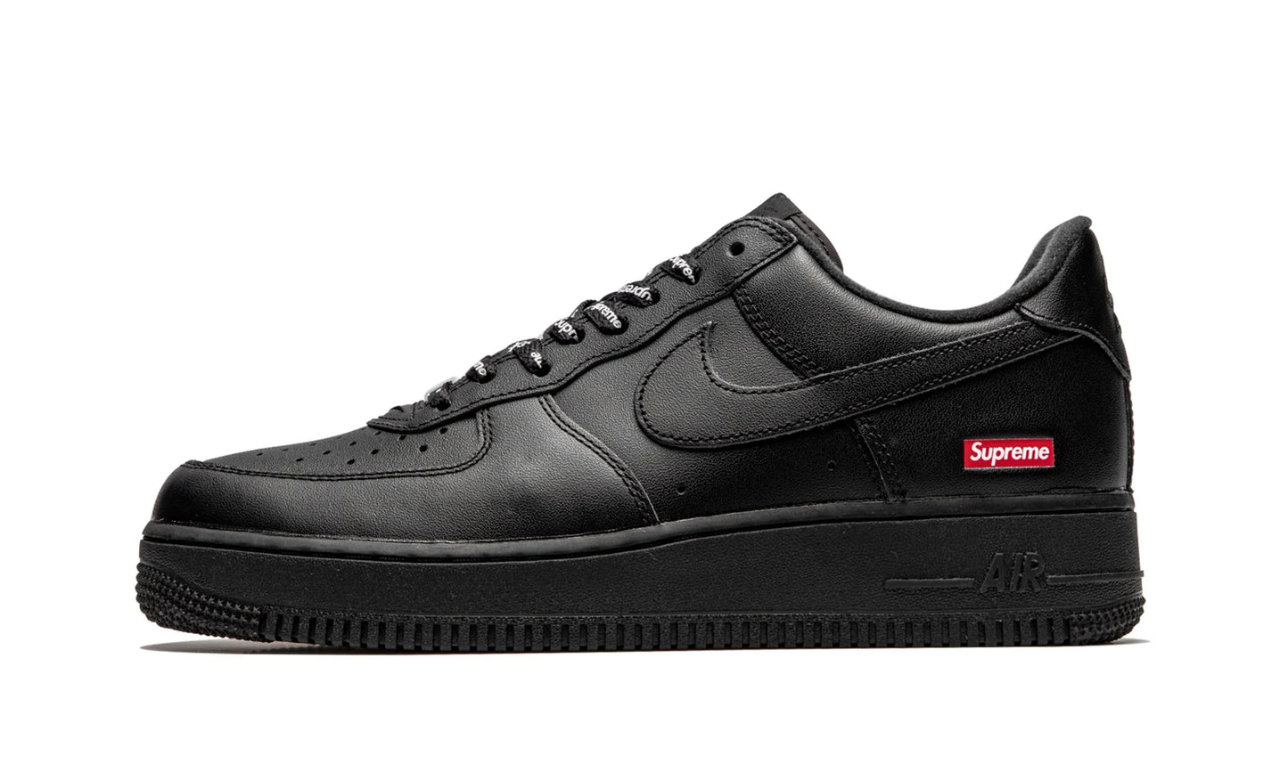 Air Force Low x Supreme "Black"