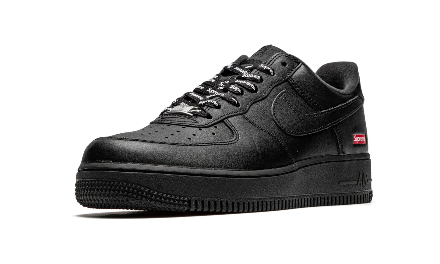 Air Force Low x Supreme "Black"